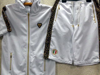 VISIONE  ヒョウ柄ライン　半袖パーカーハーフパンツ上下セットの通販は