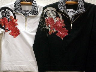 カラクリ魂 和柄ゼブラレイヤード ダブルジップ長袖Ｔシャツ　家紋に牡丹刺繍　 KARAKURIの通販は