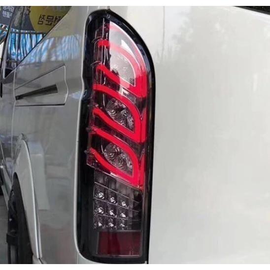 【特価】ハイエース 200系 LED テールランプ テールライト シーケンシャルウインカー フルLED スモーク 1型 2型 3型 4型 5型 6型 車検対応