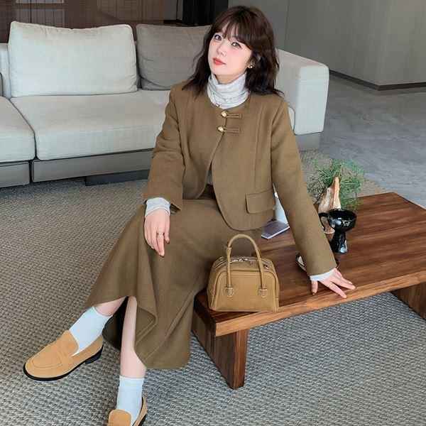 大きいサイズ セットアップ スーツ ミモレ丈 レトロ あったか中綿ジャケット＆スカートのレトロ風ファッションセットアップ 2L 3L 4L 5L 6L サイズ セール 大きいサイズ セットアップ スーツ ミモレ丈 レトロ あったか中綿