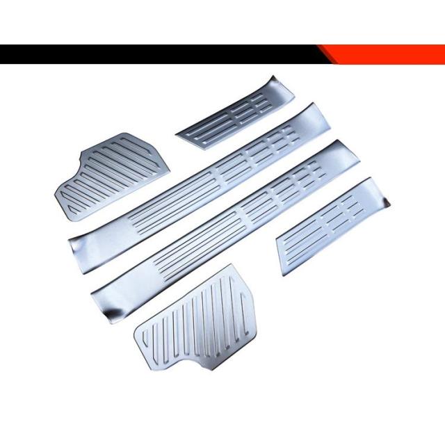 新型 ランドクルーザー 250 ランクル250 インサイドスカーフプレート