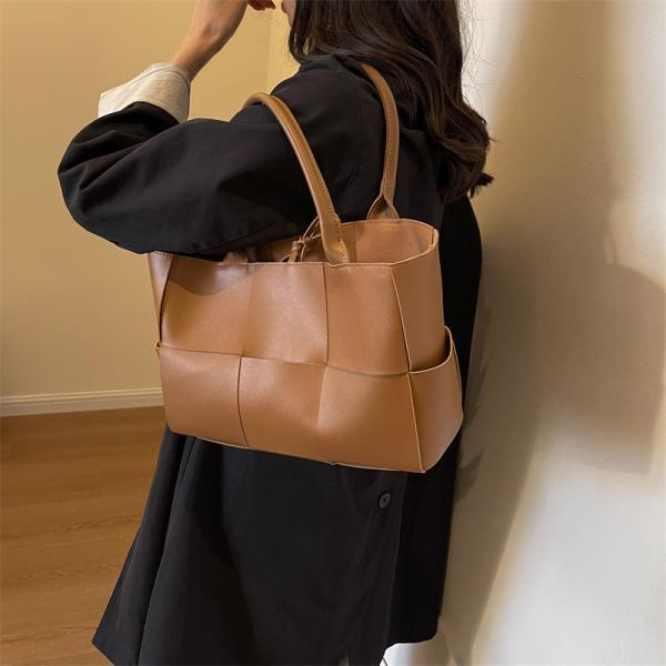 PU革　トートバッグ　レディース　レザーバッグ　ショルダーバッグ 革バッグ　かばん　通勤 通学　大人　収納たっぷり　ビジネスバッグ　カジュアル_5