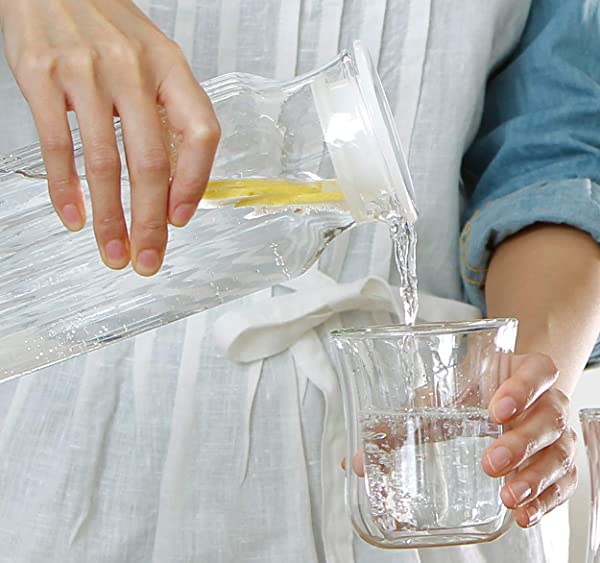 Iwaki イワキ 耐熱ガラス ピッチャー 冷水筒 ホワイト 1l 茶こし付き 角型サーバー 麦茶 お茶 ポット Kt296k Wの通販はau Pay マーケット Nogistic