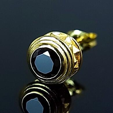 【NICOLE/ニコル】シルバーアクセ　ブラックキュービックジルコニア/シルバー(ゴールドめっき) 片側ピアス　NC-LG255BG（送料無料） 6,160円