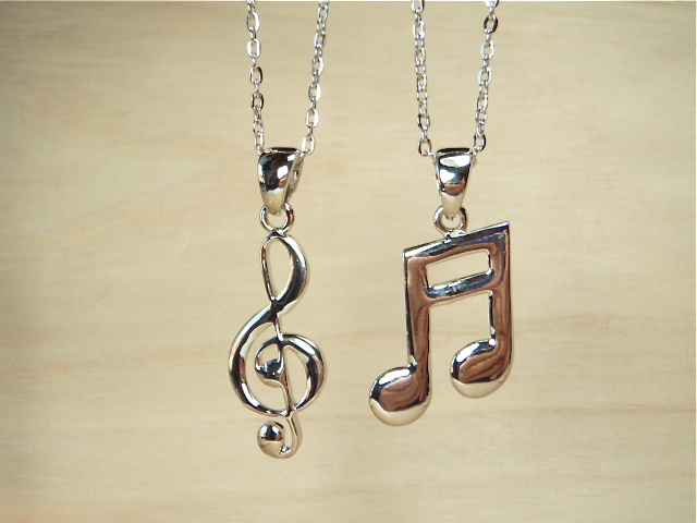 16分音符 ト音記号 ネックレス 音楽 シルバー 送料無料 Music Rock V系 ロック バンギャ 千均 N 1643 2の通販はau Pay マーケット Eight Channel