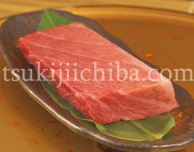 【那智勝浦港水揚げ 天然本マグロ】　大トロ（100g） ※冷凍 ☆