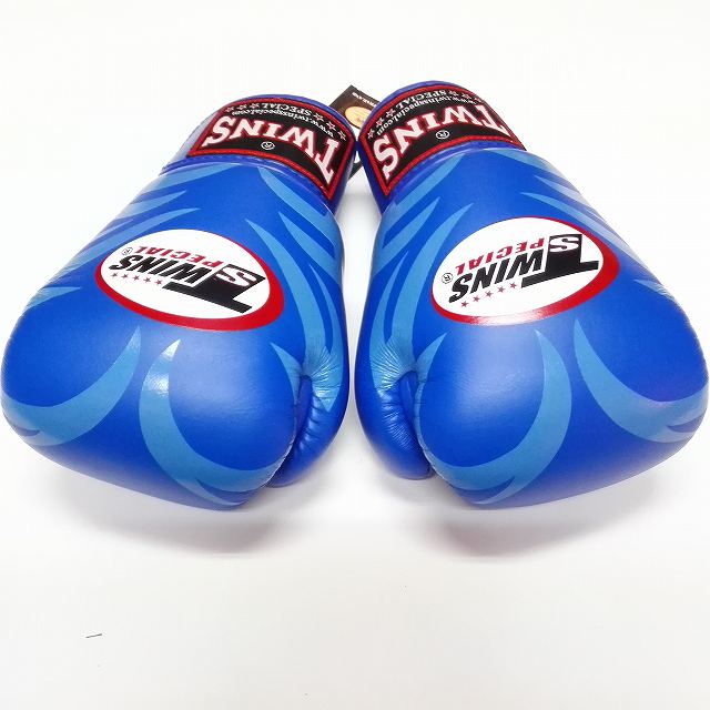 TWINS ツインズ グローブ　白　レガース　マジックテープ式 TWINS ツインズ グローブ 白 レガース マジックテープ式 新品
