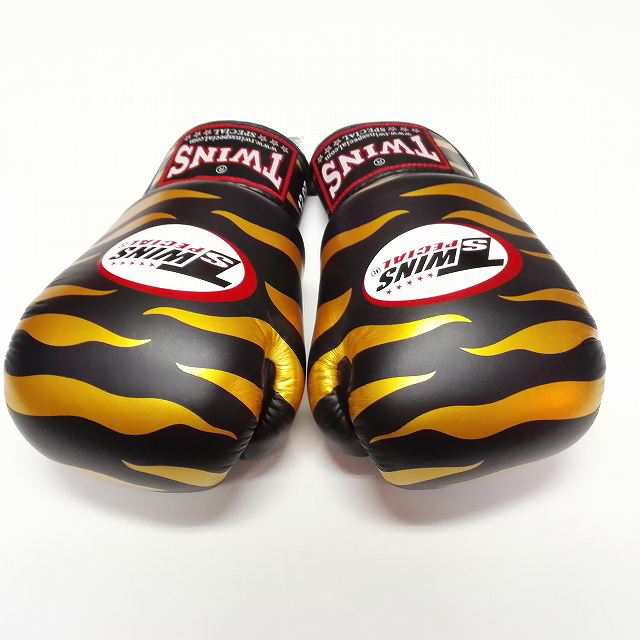お手頃価格 本格 TWINS 正規 新品 ボクシンググローブ /サイズ選択/8 Z黒金 ボクシング