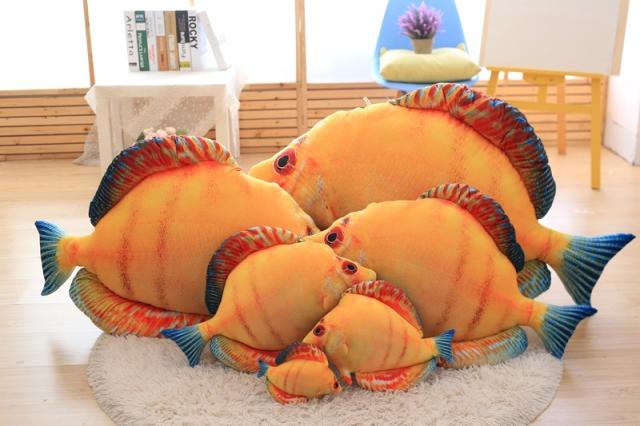 魚 ぬいぐるみさかな 面白い おもちゃ寝るときに抱き枕として寝れば60cmの通販はau Pay マーケット タカヤマ商事