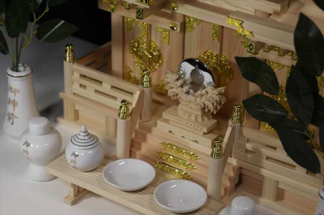 美しい、東濃桧□升組造り 屋根違い 特大型 □マス組付 □神棚セット