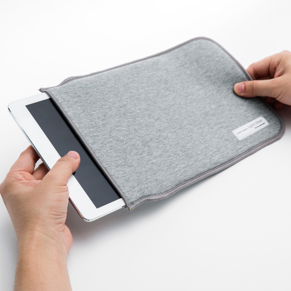 ペロカリエンテ ライトフィッター Ipadカバー おしゃれなipadケース カバー 日本製 の通販はau Pay マーケット オリジ