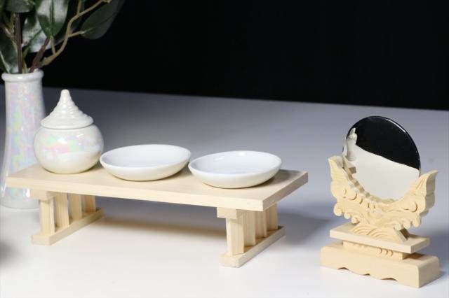 神具セット 神棚 神具 希少 陶器 真珠仕上げ パールの輝き 神鏡 八足台 造花榊 付き 小型