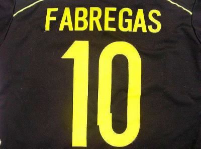 子供用 K122 14 スペイン Fabregas 10 セスク 黒黄 ゲームシャツ パンツ付 サッカー キッズ ジュニア ユニフォーム 上下セットの通販はau Pay マーケット 激安サッカーロロショップ