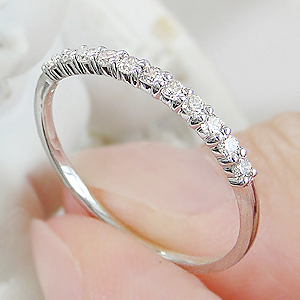 Ｖ字 ダイヤモンドリング【0.7ct】 プラチナ950 【H・SIクラス】 ダイヤモンド エタニティ ☆【送料無料】【ギフトラッピング】の通販は