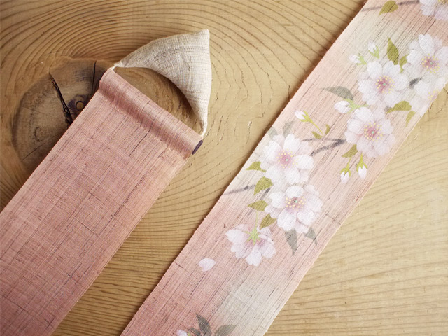 細タペストリー　八重桜　送料無料　京都洛柿庵　和モダン　手描き　タぺストリー　春　桜　和　インテリア　海外土産_2