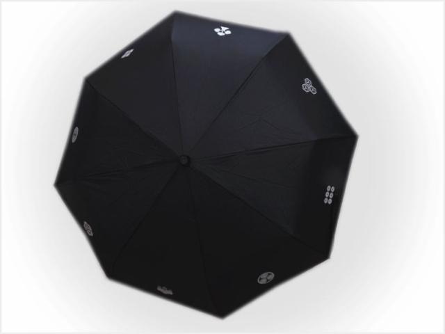 刀傘 折り畳み メンズ 男物 男性 日本 サムライ 黒色 8本骨 濡れると戦国武将家紋柄が浮き出る 着物 洋服の通販はau Pay マーケット 和さくら庵