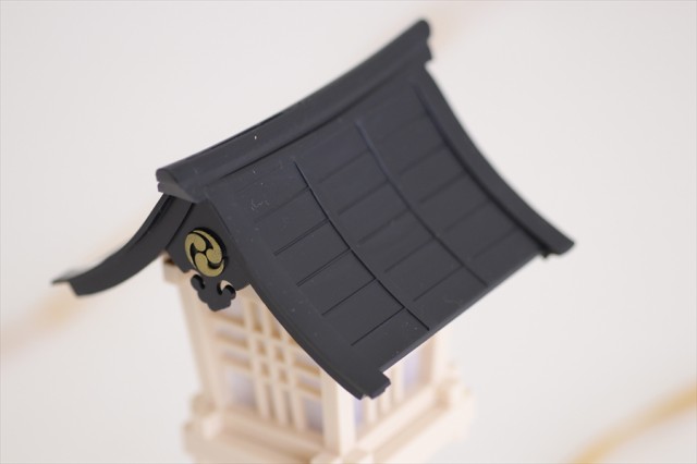 巴紋 ともえ □ 黒屋根 灯籠 □ 電装式 1対 □ 高さ17cm □ 神棚 巴紋 ともえ □ 黒屋根 灯籠 □ 電装式 1対 □ 高さ17cm □ 神棚