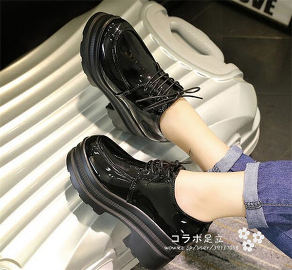 レディース 靴 ローファー シューズ 厚底スリッポン スリップオン フラットシューズ パンプス 女性 エナメル 紐靴の通販はau Pay マーケット コラボ足立