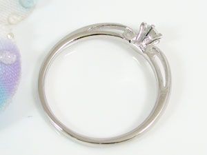 プラチナ 一粒 ダイヤモンド ピンキーリング ダイヤリング  指輪