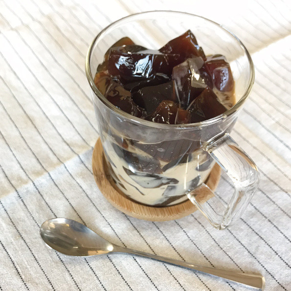 耐熱ガラス ガラスマグ Sサイズ ショート 耐熱カップ マグカップ 蓋付き 木蓋 コップ ドリンク コーヒーカップ コースター スーの通販はau Pay マーケット Canderry House