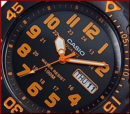 CASIO【カシオ/スタンダード】アナログクォーツ メンズ腕時計 ラバーベルト ブラック/オレンジ文字盤 海外モデル MRW-200H-4B（送料無料