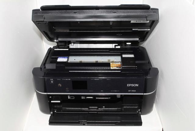 プリンタ エプソン インクジェット複合機 エプソン Multiphoto Colorio 自動ノズルチェック機構搭載 フォト複合機 6色染料インク Ep 801aの通販はau Pay マーケット 鉢花工房トマト Au Pay マーケット店