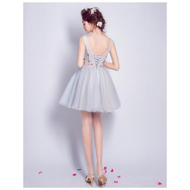 パーティードレス 花柄刺繍 ウェディングドレス ミニ カラードレス ブルー ｖネック 花嫁 二次会 ドレス 結婚式 コンサートワンピースの通販はau Pay マーケット フジモトショップ