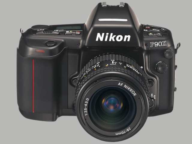 【中古　保証付 送料無料】nikon F90XS レンズ付き