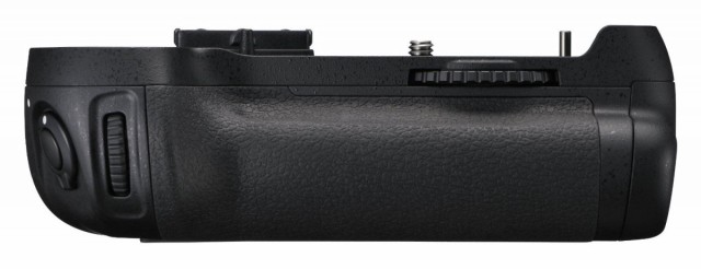 【中古　保証付 送料無料】Nikon マルチパワーバッテリーパック MB-D12