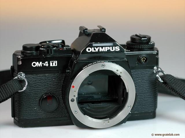 【中古】フィルム一眼レフカメラ OLYMPUS OM-4 Ti