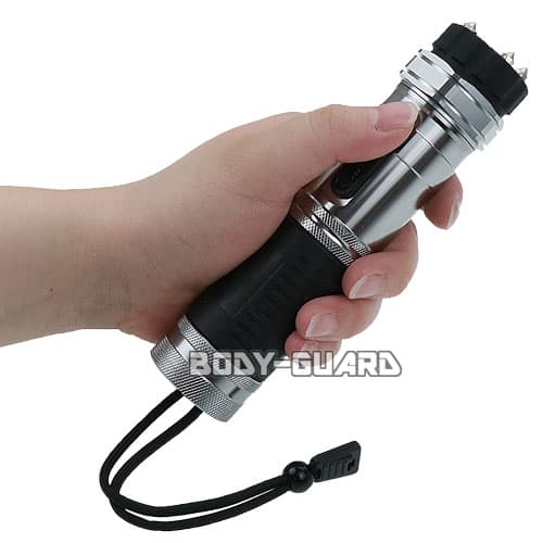 ZAP L フラッシュライト付スタンガン 100万ボルト 充電式 【送料