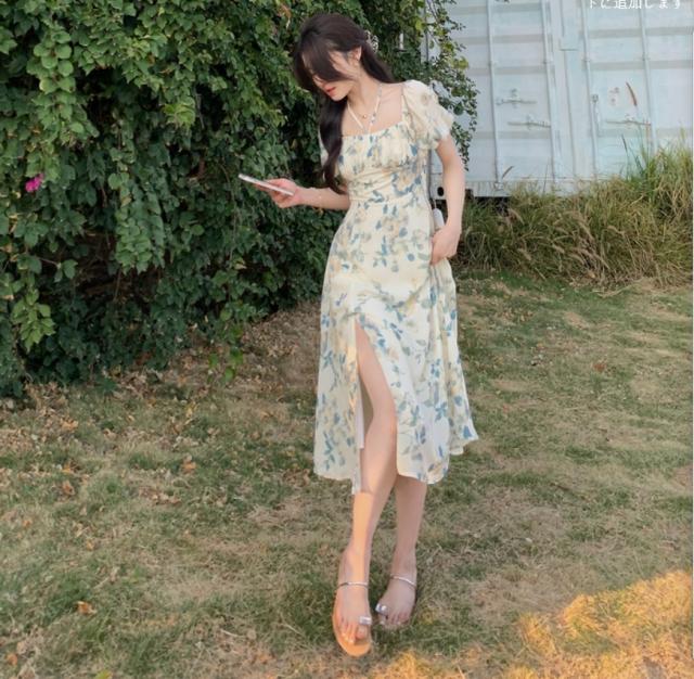 ロング ワンピース 送料無料 個性 半袖 ミモレ スリット Aライン フレア パフスリーブ 花柄 かわいい 大人可愛い きれいめ シンプル おしゃれ カジュアル レディース こなれ感 抜け感 とろみ感 ガーリー 存在感 主役級 ママ 学生 OL_ ロング ワンピース 送料無料 個性 半袖 ミモレ スリット Aライン