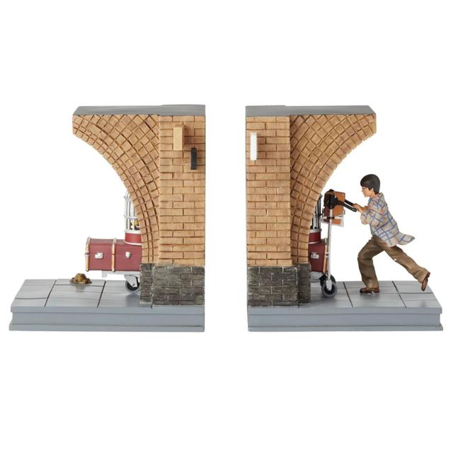 エネスコ enesco. ハリーポッター 9と3/4番線 ブックエンド 本立て 置物 雑貨 6003337 インテリア おしゃれ 人気 インテリア 本立て プレ