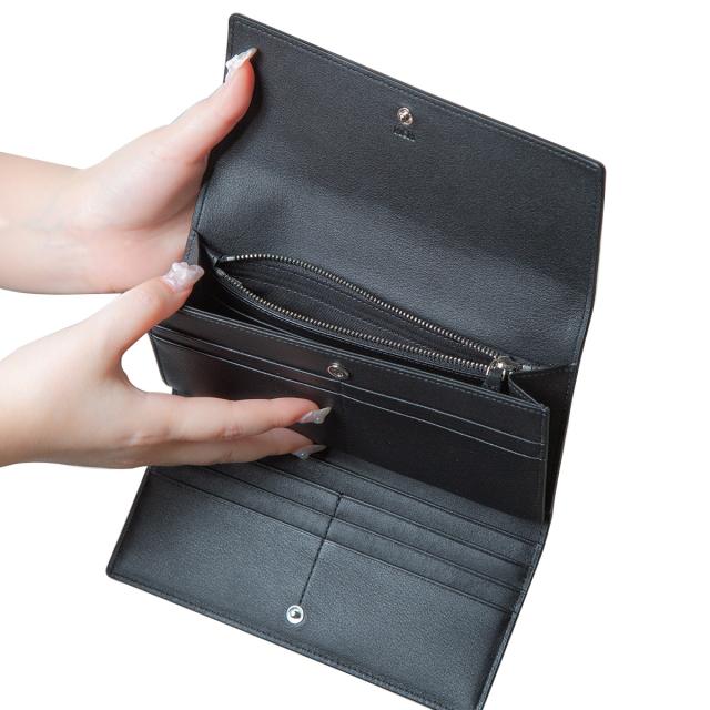 エムシーエム Mode Creation Munich(MCM) 財布 長財布 フラップ式長