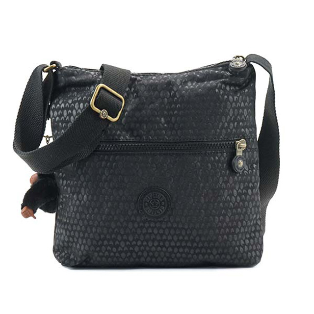 キプリング Kipling K124 19m Zamor B サモラ 斜めがけショルダーバッグ Black Scale Emb ブラック 鱗柄の通販はau Pay マーケット ホワイト リリス