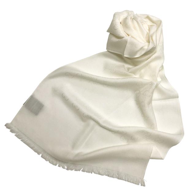 グッチ GUCCI マフラー 165904 3G646 9000 GGパターン ウール シルク 混紡 ストール WHITE クリーム系ホワイト シルク混 ウールマフラー 大判 ブランド 高級 男性 女性 メンズ レディース ユニセックス 誕生日 クリスマス プレゼント ギフト 防寒 羽織り 新品 未使用