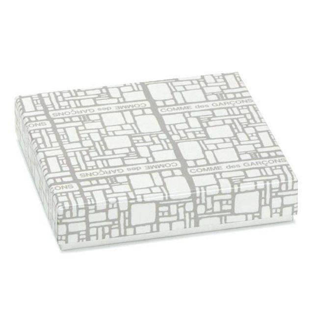 コムデギャルソン ラウンドファスナー 二つ折り財布 コンパクト メンズ