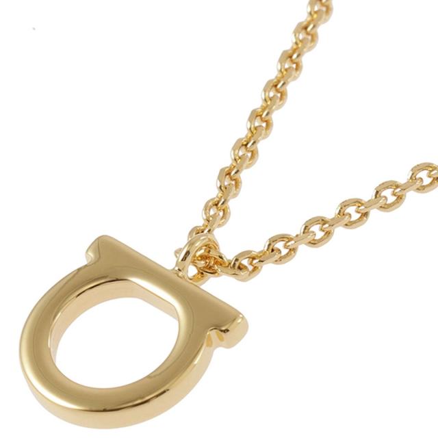 サルバトーレ フェラガモ Salvatore Ferragamo ネックレス ペンダント アクセサリー ガンチーニ 760133 696658 OROGIOBELUC D12 ゴールド アクセ ブランド レディース 人気 プレゼント 誕生日 結婚式 二次会 パーティー おしゃれ 入学式 卒業式 母の日 30代 40代 50代 新品_2