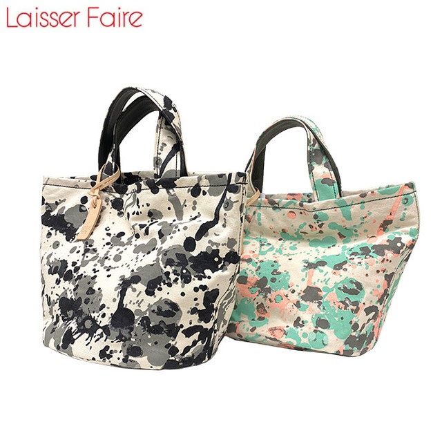 正規品 メンズ レディース ポイント10倍  通勤 通学 記念日 冠婚葬祭 ホワイトデー Laisser Faire レッセフェール 日本製 クレイ ドリッピングプリント綿×牛革ハンドバッグ 520123 lily19