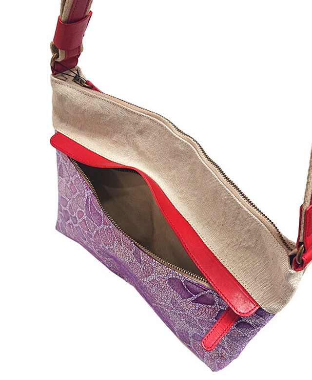 正規品 メンズ レディース    通勤 通学 記念日 冠婚葬祭 贈答品 ギフト Laisser Faire[レッセフェール] パイロン ポリエステル×牛革日本製ショルダーバッグ 520645 7591261 lily19 正規品 メンズ レディース 通勤 通学 記念日 冠婚葬祭 贈答品 ギフト