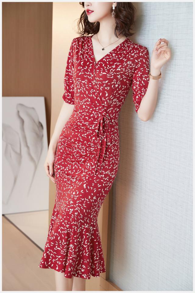 イブニング ドレス レディース Vネック 花柄 スリム 薄手 ロング丈 スカート レトロ きれいめ 可愛い シンプル カジュアル 上品 お出かけ デート パーティー イベント リゾート 旅行 エレガント モダン 存在感 フォーマル 袖あり 膝下 花柄 セミフレア マーメイド ふんわり