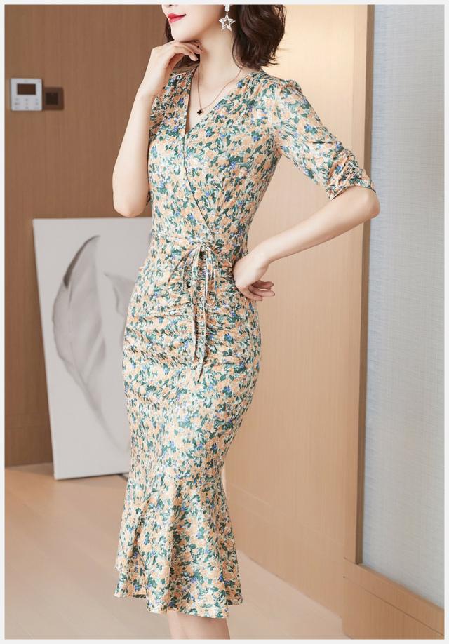イブニング ドレス レディース Vネック 花柄 スリム 薄手 ロング丈 スカート レトロ きれいめ 可愛い シンプル カジュアル 上品 お出かけ デート パーティー イベント リゾート 旅行 エレガント モダン 存在感 フォーマル 袖あり 膝下 花柄 セミフレア マーメイド ふんわり