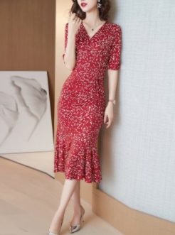 イブニング ドレス レディース Vネック 花柄 スリム 薄手 ロング丈 スカート レトロ きれいめ 可愛い シンプル カジュアル 上品 お出かけ デート パーティー イベント リゾート 旅行 エレガント モダン 存在感 フォーマル 袖あり 膝下 花柄 セミフレア マーメイド ふんわり