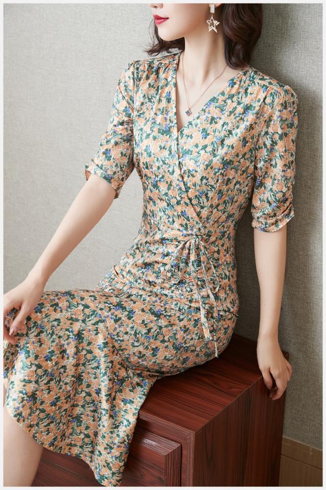 イブニング ドレス レディース Vネック 花柄 スリム 薄手 ロング丈 スカート レトロ きれいめ 可愛い シンプル カジュアル 上品 お出かけ デート パーティー イベント リゾート 旅行 エレガント モダン 存在感 フォーマル 袖あり 膝下 花柄 セミフレア マーメイド ふんわり