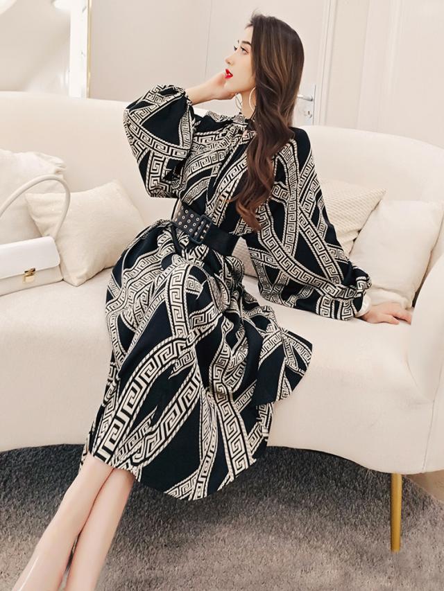 衣装 繻子御召しもの 韓国 行動様式スコート ふんわり 格好のいい 好いたらしいめ 成年者好いたらしい 着回し お出かけ 会う約束 寄り合い うしろ帯会 二次会 普段使い走り うしろ帯会 休み日 出来事 おっ母さん レディース 御上さん用 冬 一大きさ 黒いこと