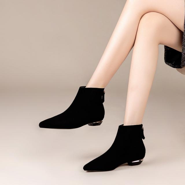 ショート ブーツ スエード PU レザー レディース 黒 無地 小さいサイズ 22.0cm 22.5cm ポインテッドトゥ アンクル  ローヒール 背面ジッパー ファスナー シンプル カジュアル 歩きやすい 履きやすい 定番 大人 可愛い きれいめ お洒落 通勤 通学 学生 お散歩 デート 春 秋 冬