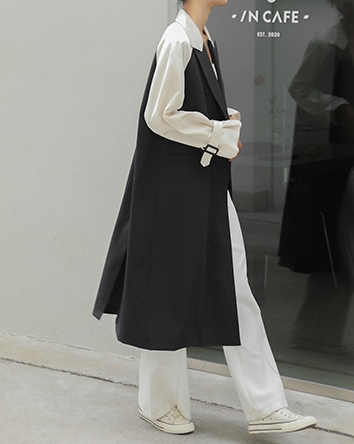 バイカラー ロング コート レディース 春 秋 冬 アウター ミディアム丈 長袖 Vネック 前開き 襟付き 羽織り 大人 可愛い クール シンプル カジュアル お洒落 こなれ感 個性的 モード系 無地 学生 通学 通勤 デート お出かけ 女子会 休日 着回し 普段使い 重ね着 白 ホワイト