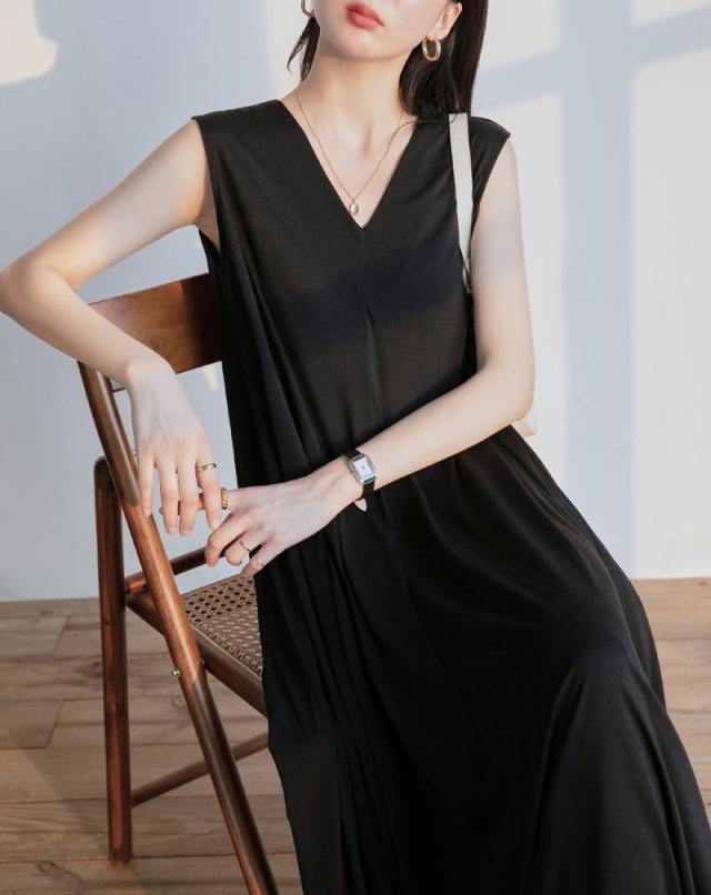 衣装 レディース ノースリーブ 黒 ロング丈 マキシ丈 無地 分かりやすい Vのど頚 A生産ライン 衣嚢付き添い人 ふんわり ドレープ ゆったり 濫りがわしい 大きめ 気が大きい 他愛もない 体型取りまかなう おっ母さん マタニティ 運動場お披露目 成年者 格好のいい 可愛らしい 通い お出かけ 会う約束 旅する 休み日 普段着