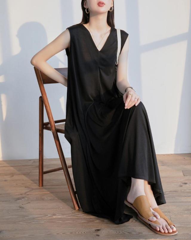 衣装 レディース ノースリーブ 黒 ロング丈 マキシ丈 無地 分かりやすい Vのど頚 A生産ライン 衣嚢付き添い人 ふんわり ドレープ ゆったり 濫りがわしい 大きめ 気が大きい 他愛もない 体型取りまかなう おっ母さん マタニティ 運動場お披露目 成年者 格好のいい 可愛らしい 通い お出かけ 会う約束 旅する 休み日 普段着