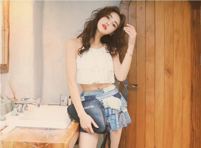 レディーススイムウェア ３点セット タンキニ スカート付き レース フリル パッチワーク 水着 夏 大人可愛い カジュアル おしゃれ お洒落 かわいい 大人女子 キュート ラブリー 海 ビーチ プール リゾート バカンス 旅行 お泊まり 夏休み 休日 デート 海外 お出かけ インスタ